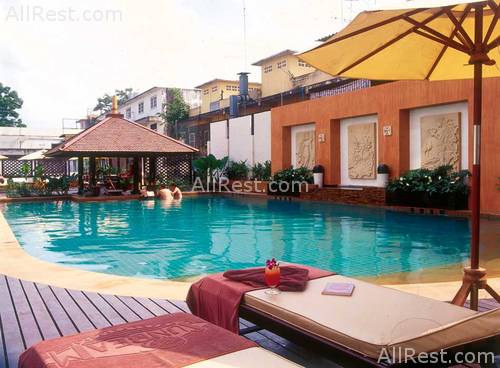 Sunbeam Hotel 5